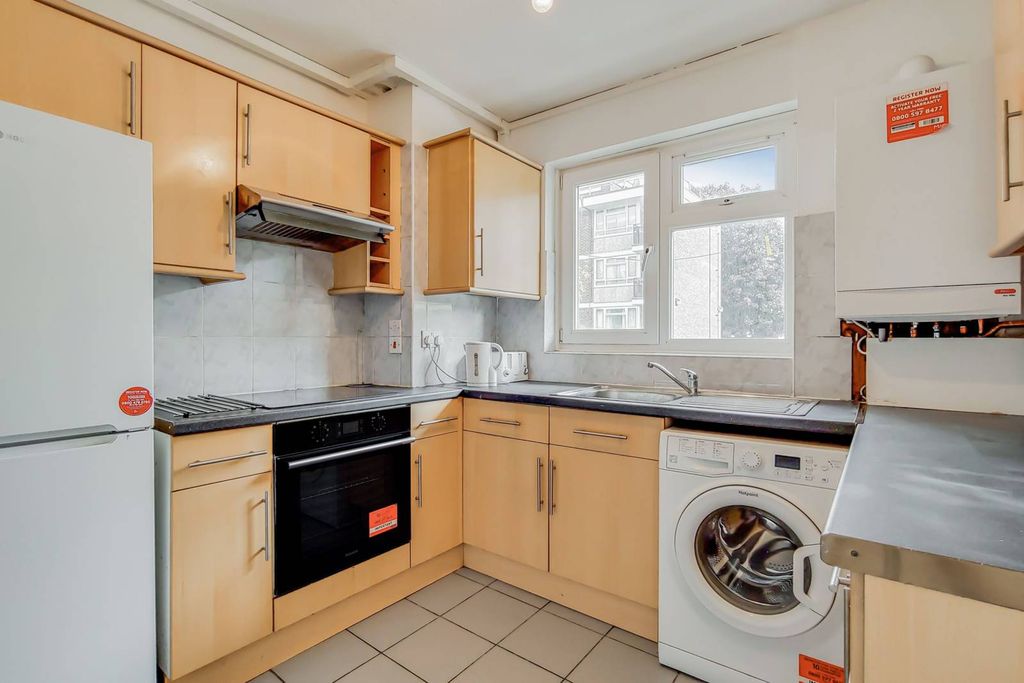 Property photo 2 of 11