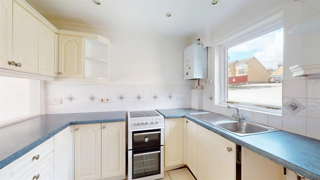 Property photo 3 of 10 50-Drift-Avenue-08092025_143922.Jpg