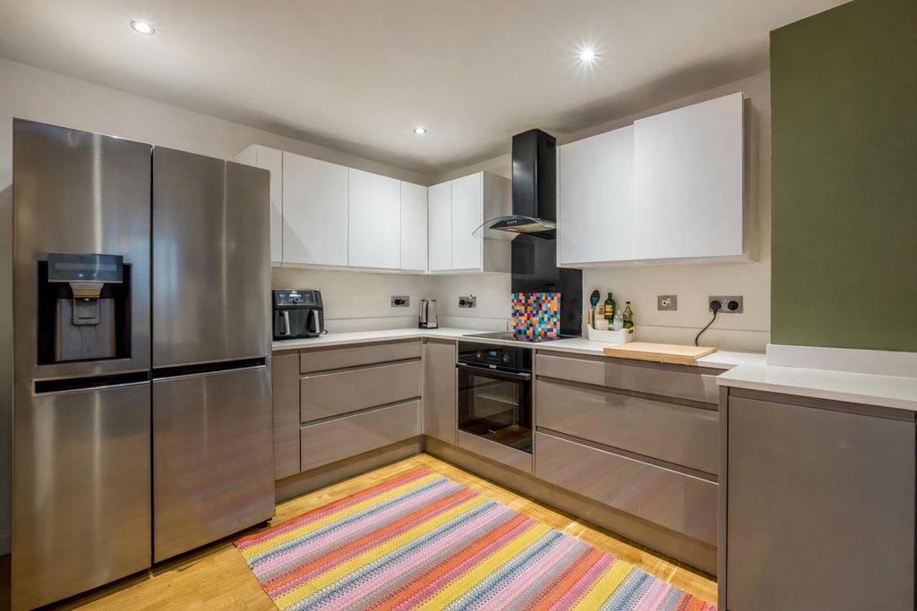 Property photo 2 of 19 Kitchen New.Png