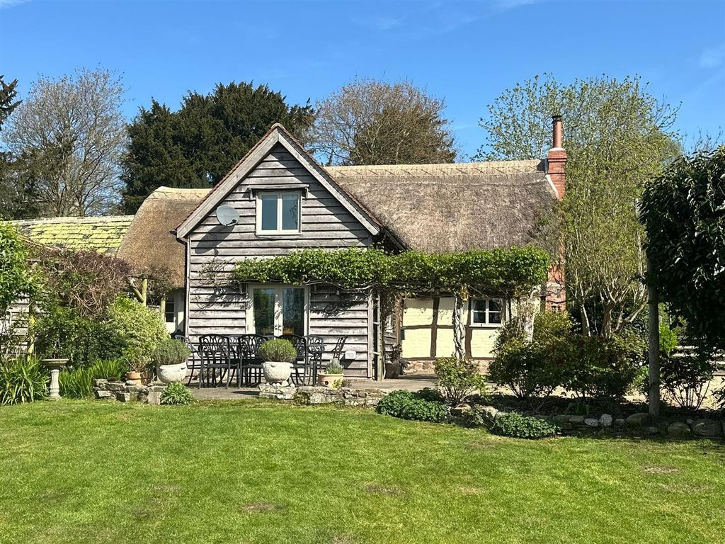 Property photo 1 of 21