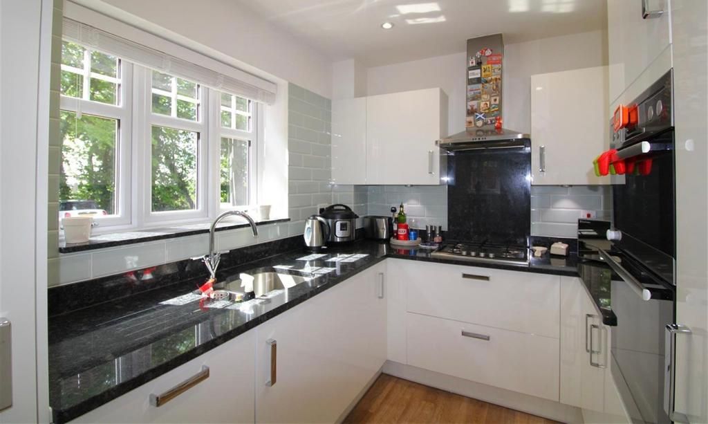 Property photo 3 of 8