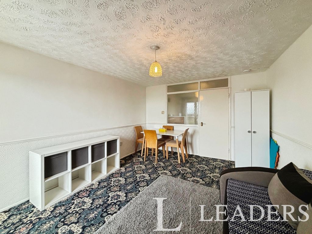Property photo 2 of 6 6521Bfc6-Img_9203