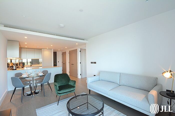 Property photo 3 of 13 84 Dumont, 27 Alb...