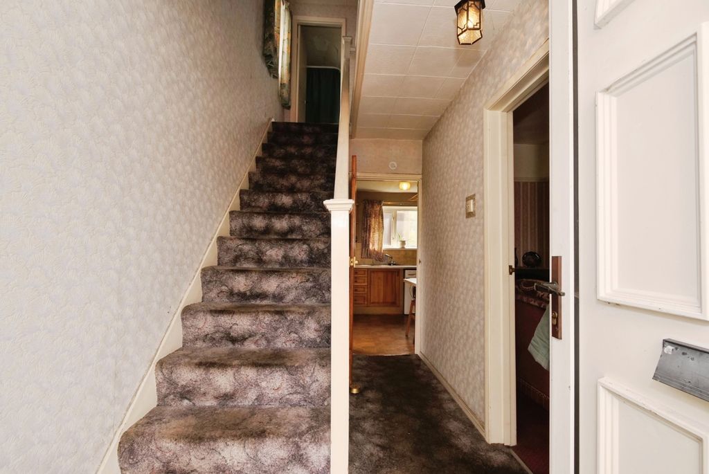 Property photo 2 of 21 Pbox-Img.Jpg