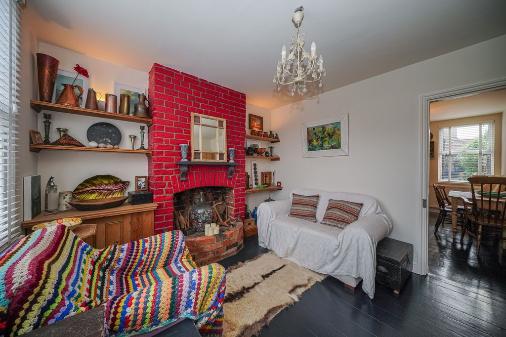 Property photo 2 of 15