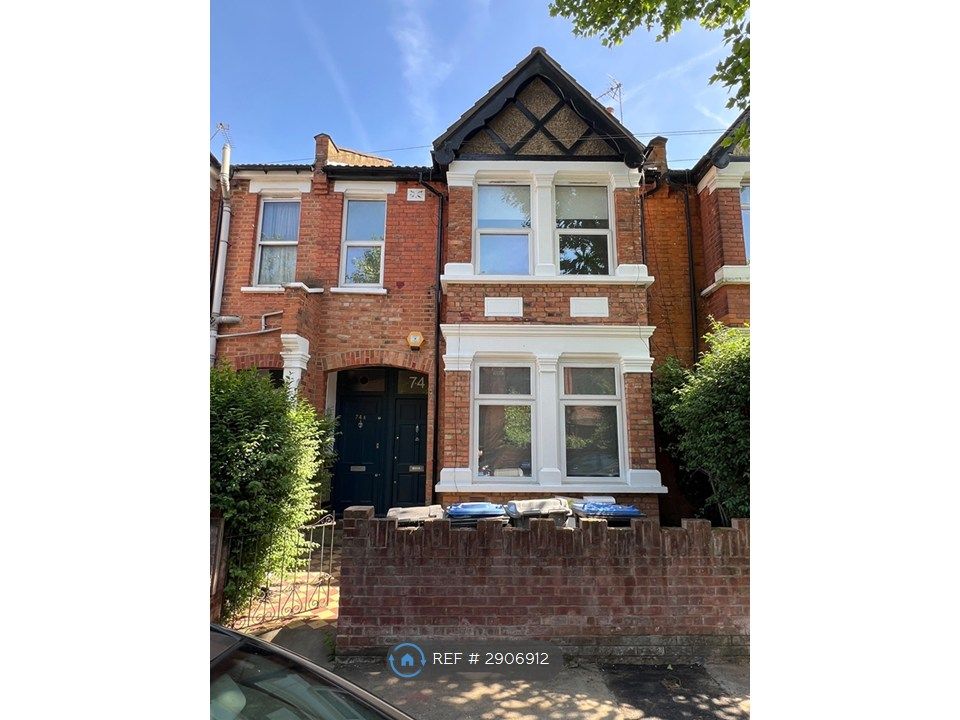 Property photo 2 of 18