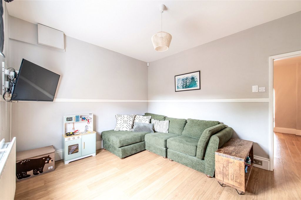 Property photo 3 of 27 Picture No. 07