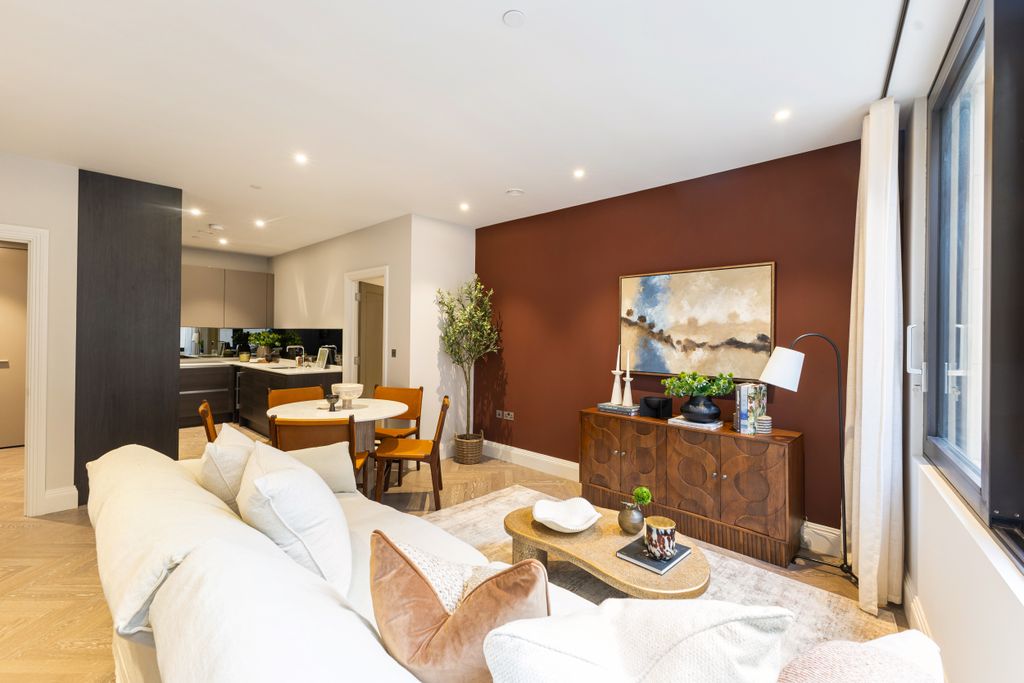 Property photo 1 of 12 100226_Unit 2 One Molyneux Street-9.Jpg