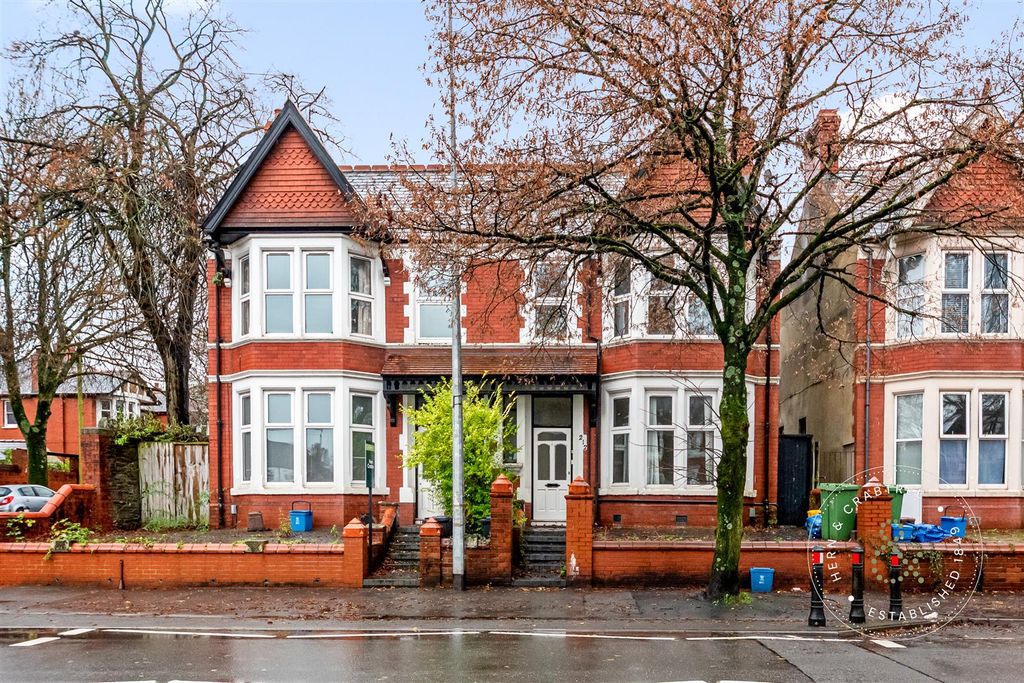 Property photo 1 of 44 Albany-Road-Ground-Floor-Flat-23.Jpg