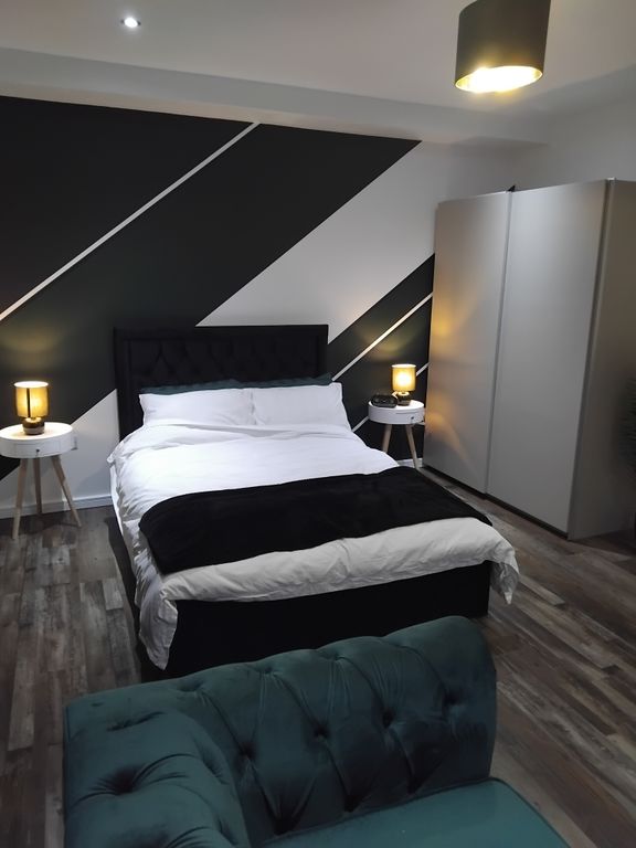 Property photo 2 of 38