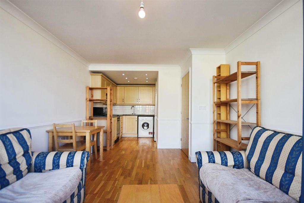 Property photo 2 of 11 Dfc3Ff9c-Dsc_0675.Jpg