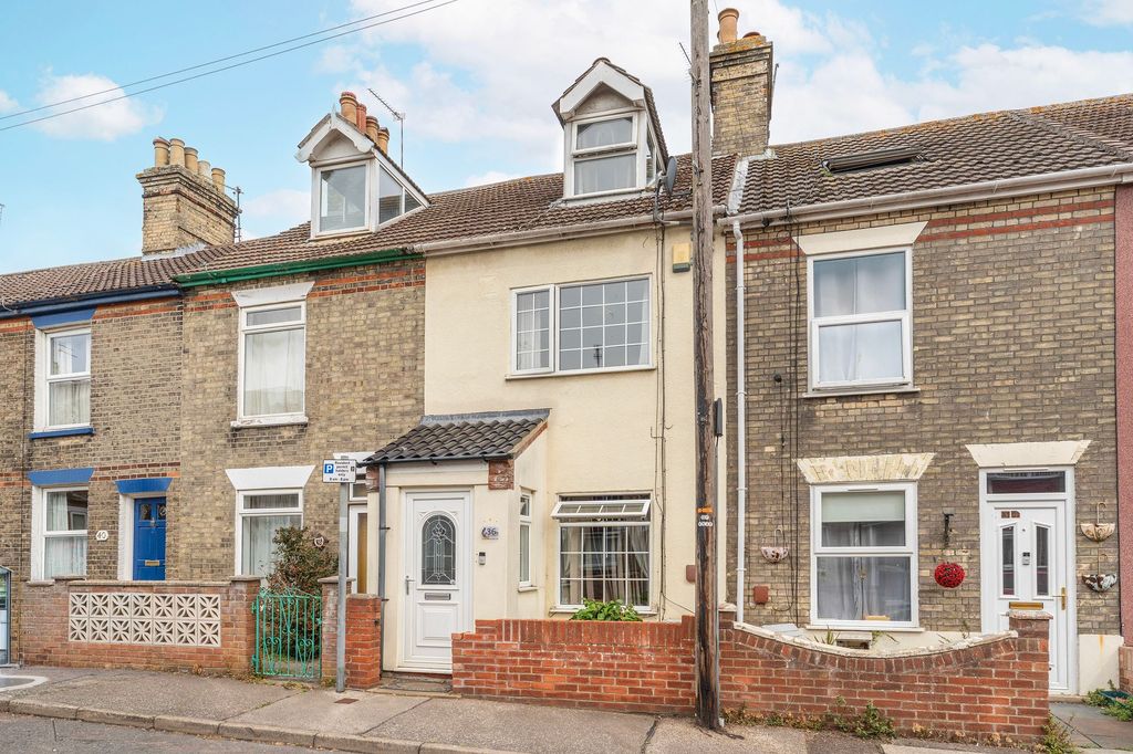 Property photo 1 of 16