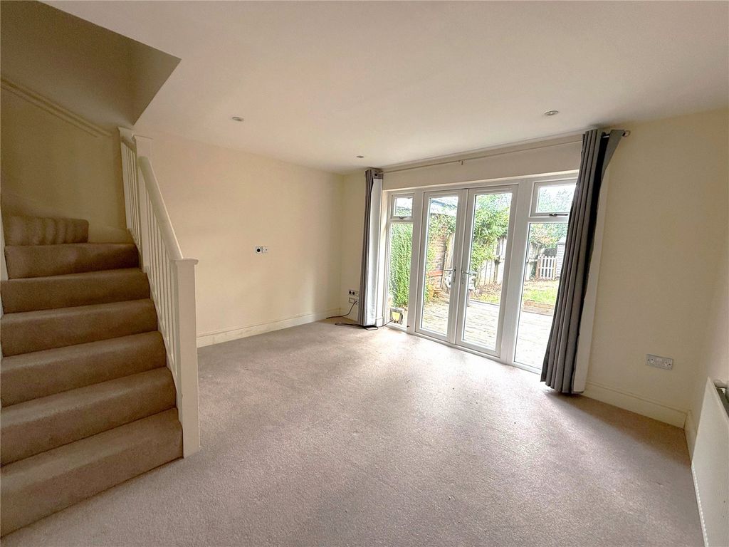 Property photo 2 of 10 Picture No. 14