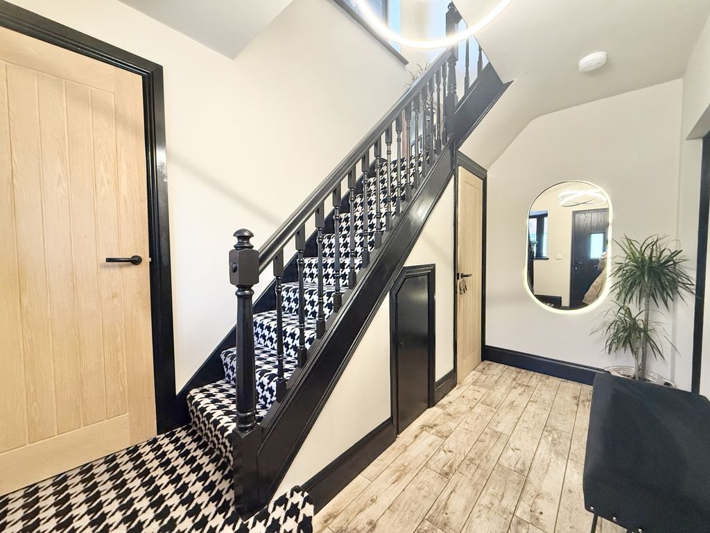 Property photo 3 of 33 Img_3318