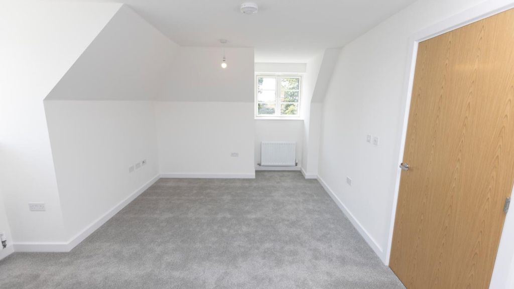 Additional image 23 of 2 bed flat for salePetworth GU28