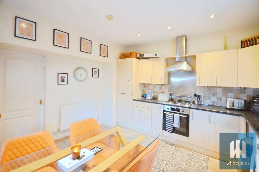 Property photo 3 of 14 Picture No. 40