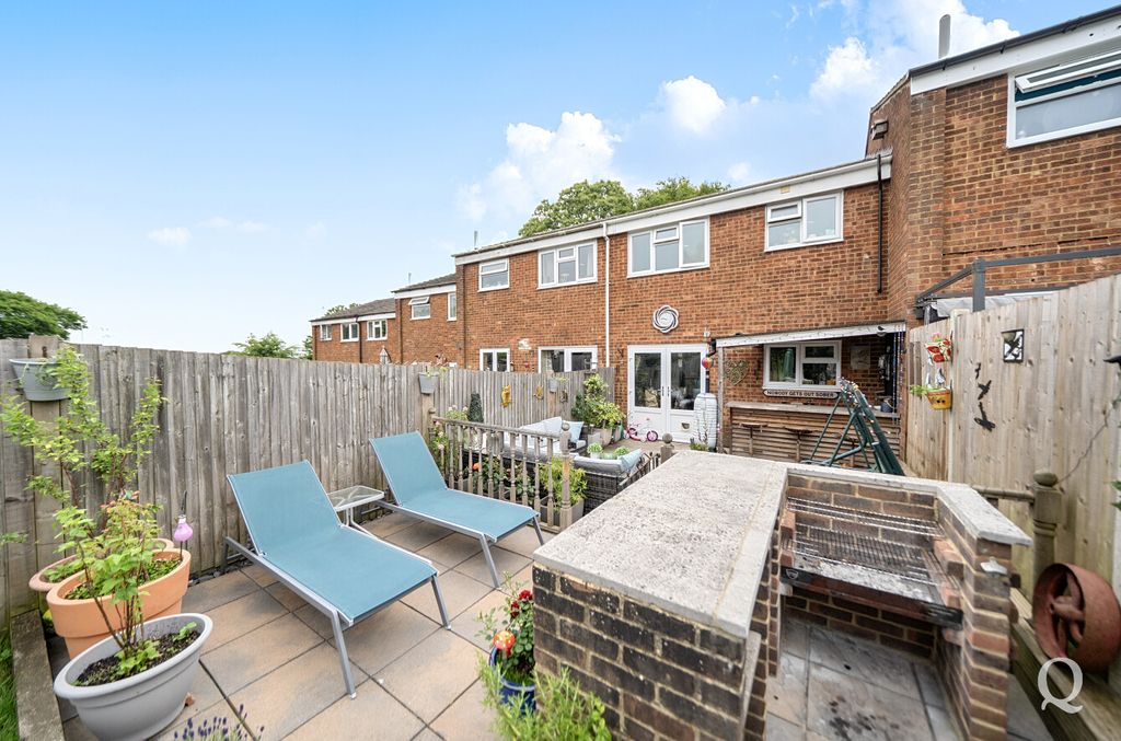 Property photo 3 of 19 bbc8368A-4794-417...