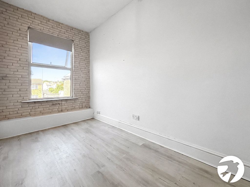 Property photo 3 of 4 Picture No. 07