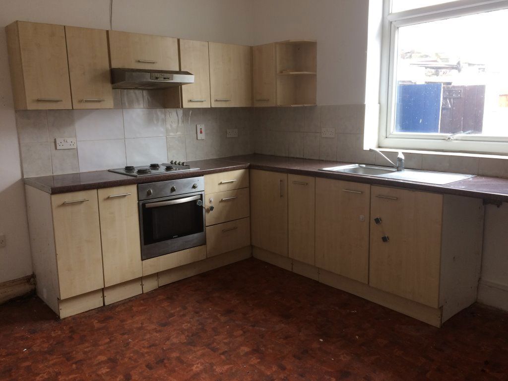 Property photo 2 of 3