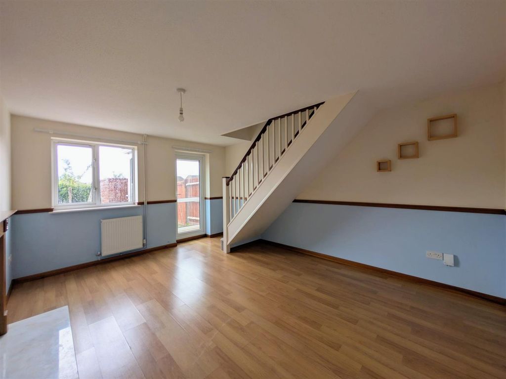 Property photo 3 of 13