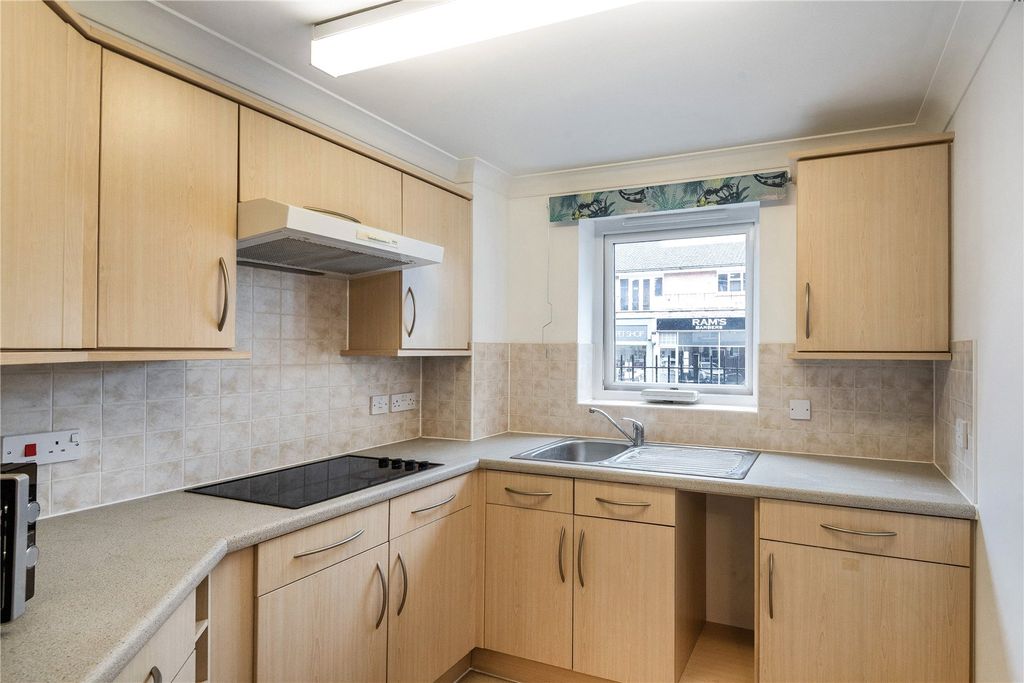Property photo 2 of 14 Picture No. 06