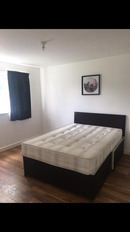 Property photo 1 of 3