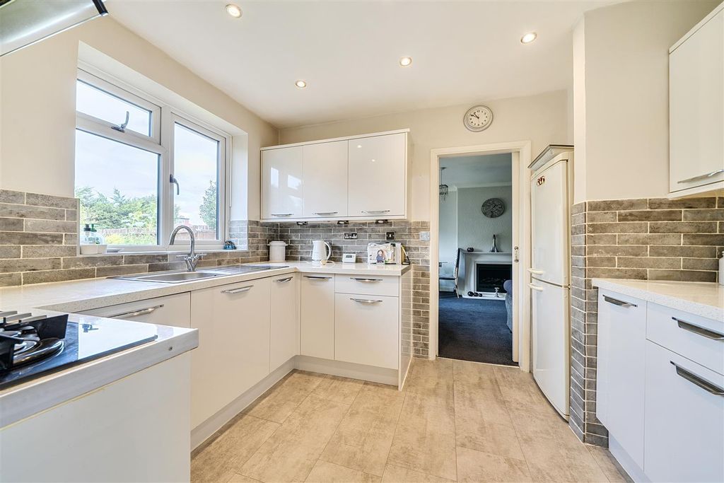 Property photo 3 of 19 1521253 (12).Jpg