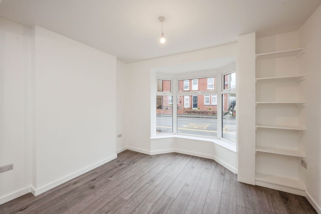 Property photo 3 of 19 Photography