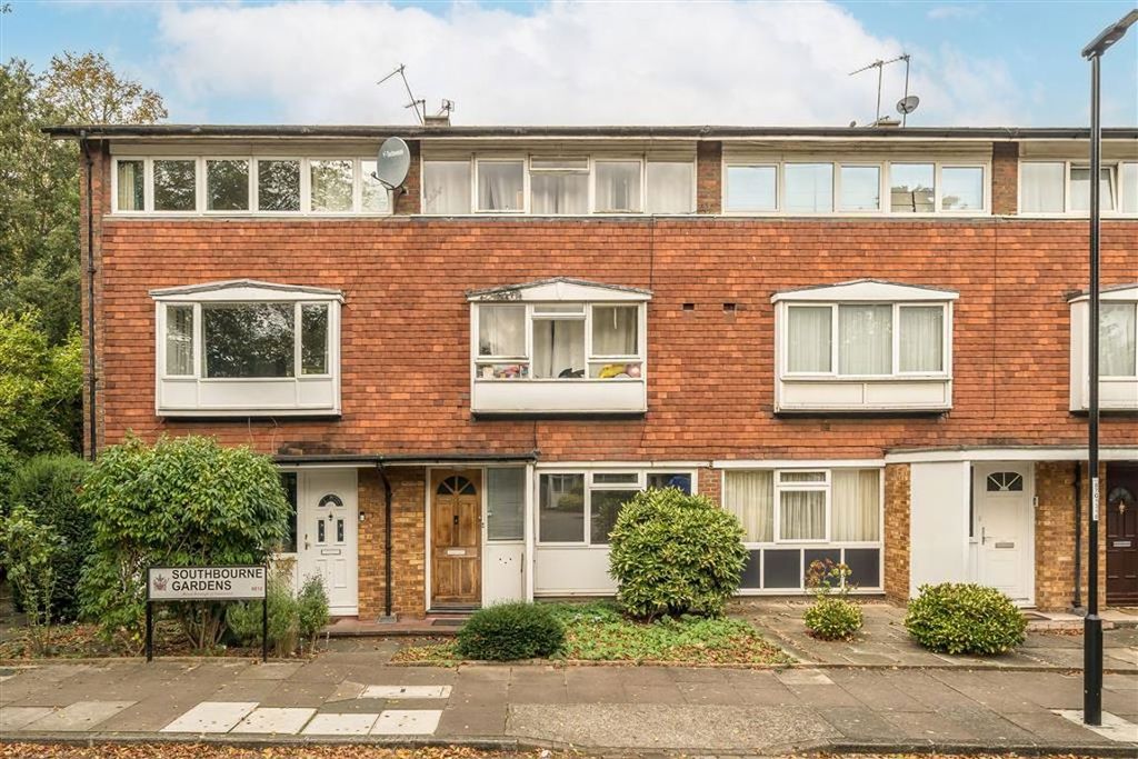 Property photo 1 of 2