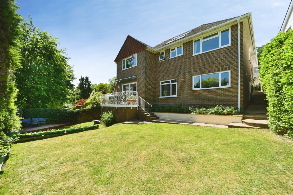 Property photo 2 of 30