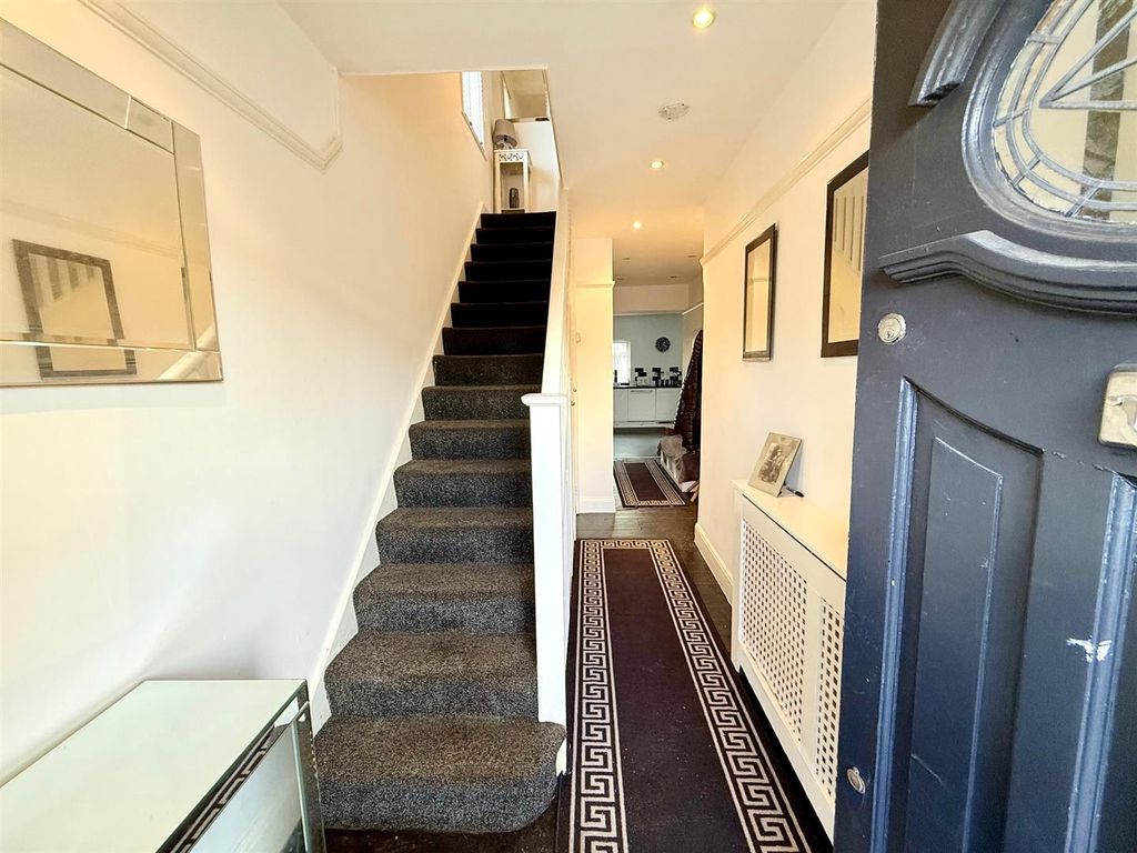 Property photo 2 of 14 2.Jpg