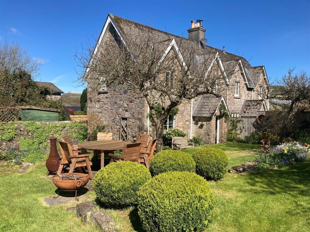 Property photo 1 of 19