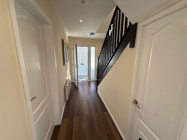 Property photo 3 of 12 Photo