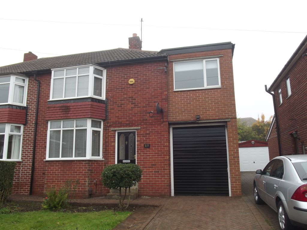 Property photo 1 of 8 Front External
