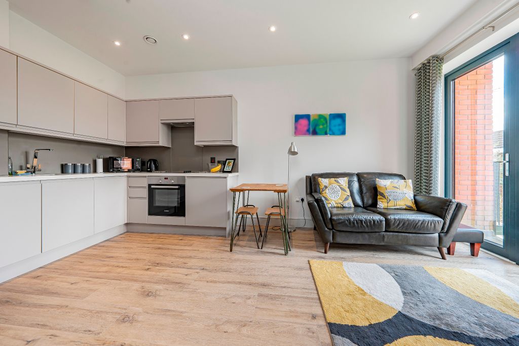 Property photo 2 of 16