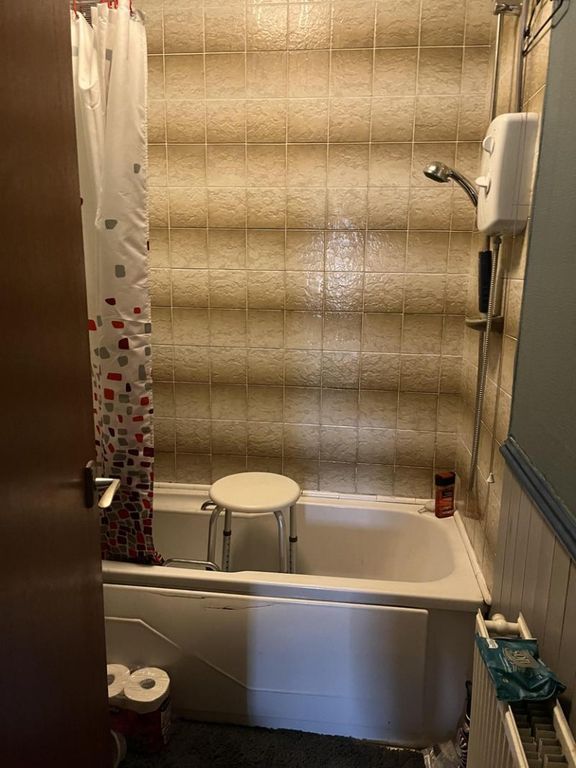 Property photo 1 of 1