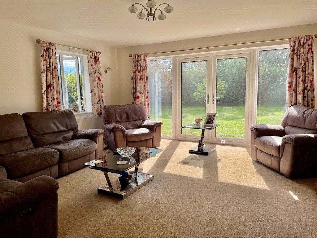 Property photo 2 of 18 Picture No. 26