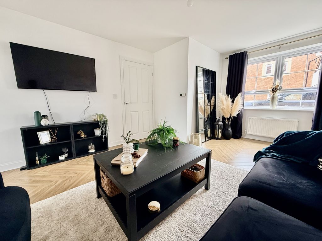 Property photo 2 of 11 Img_7525