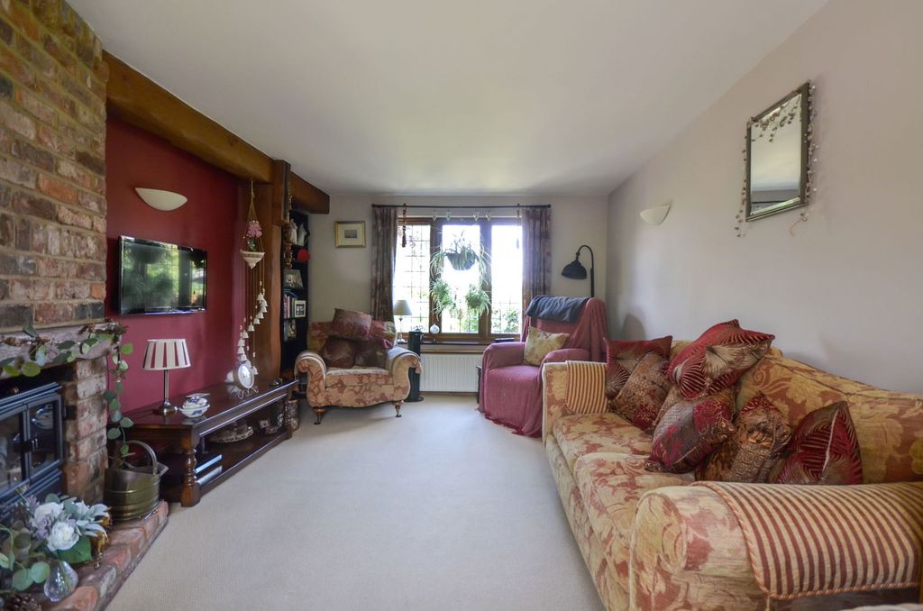 Property photo 3 of 22