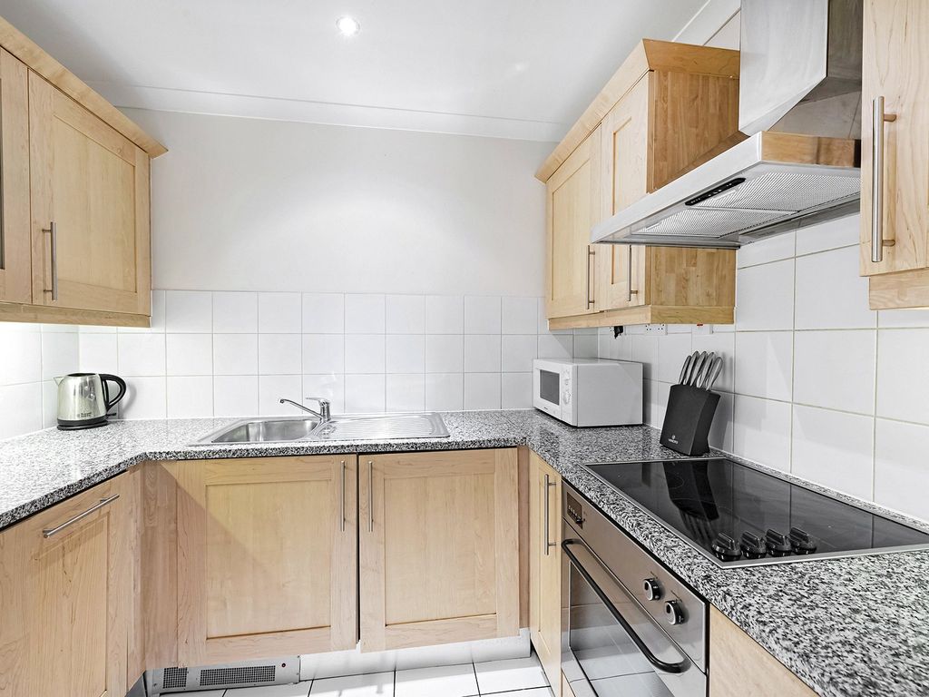 Property photo 3 of 10 Little Adelphi