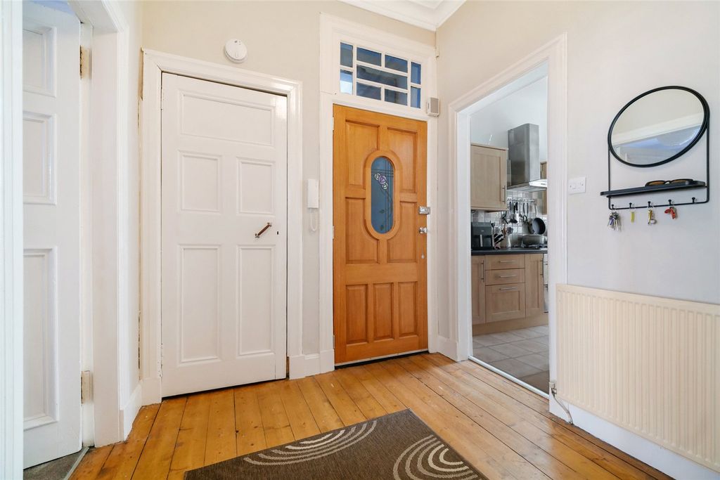 Property photo 2 of 14 2