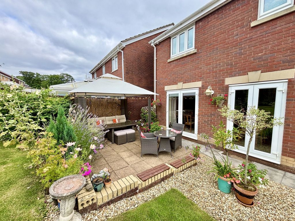 Property photo 2 of 36 Rear Garden