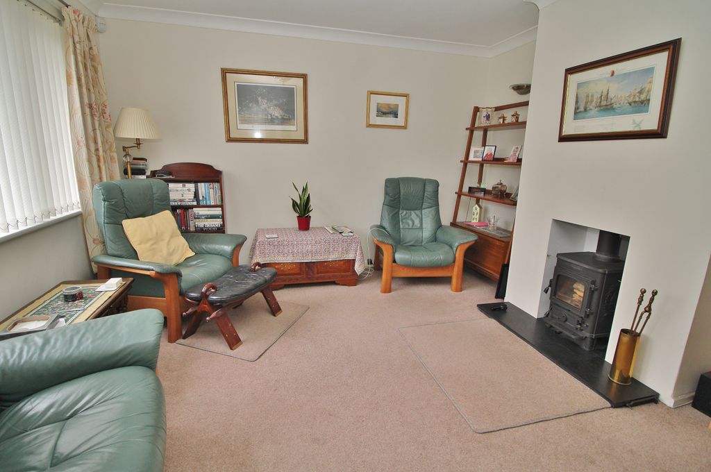 Property photo 3 of 18