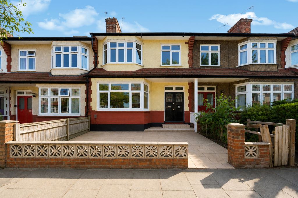 Property photo 1 of 10