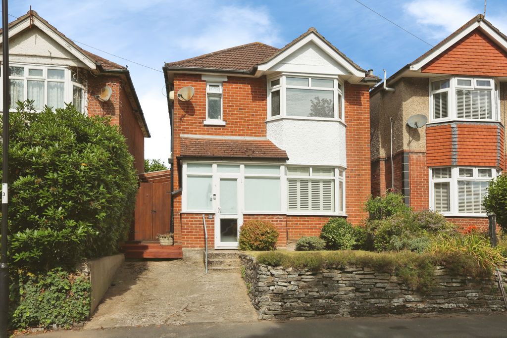 Property photo 1 of 20
