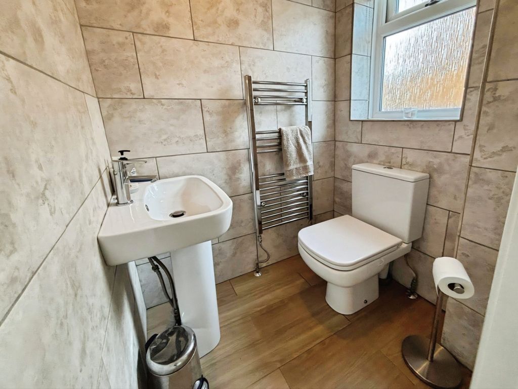 Property photo 3 of 19 Pbox-Img.Jpeg