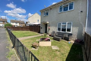 Property photo 1 of 2