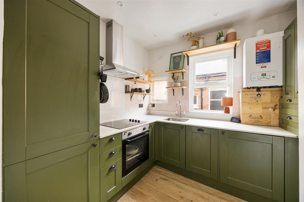 Property photo 3 of 25 4