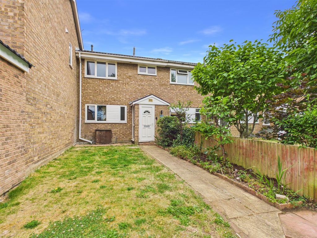 Property photo 1 of 16 Cam02435G0-Pr0280-Still032.Jpg