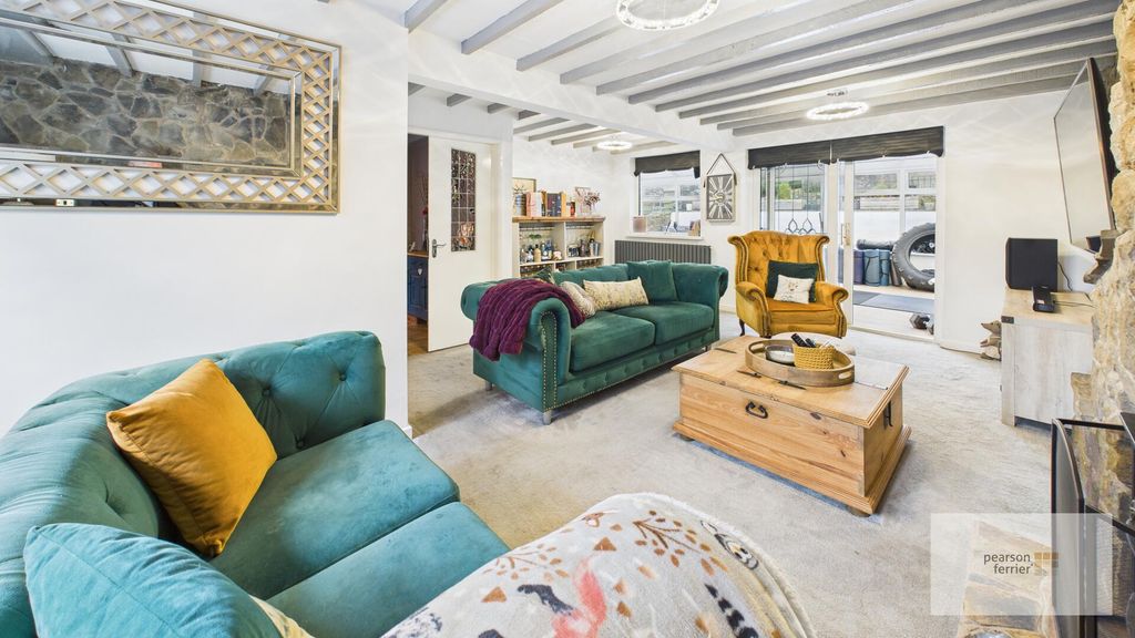 Property photo 3 of 22 Living Room